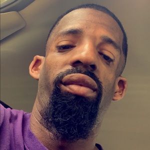 Meet your Posher, Derrick